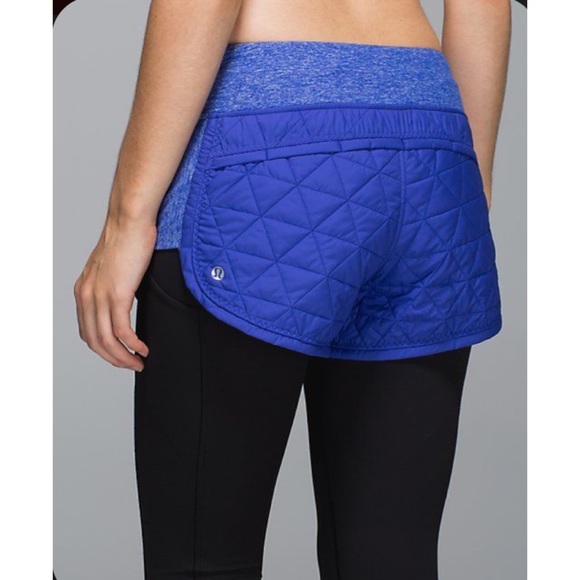 lululemon athletica Pants - NWT Lululemon Hot Cheeks Shorts sz 6